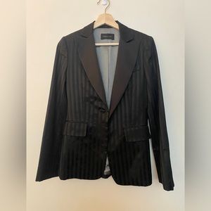 BCBGMaxAzria Women’s Two Toned striped Blazer